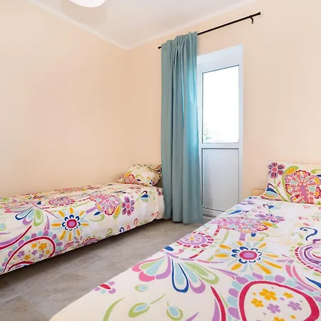 Libero Homestay *